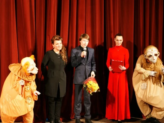 Открытие IV Фестиваля театральных школ Петербурга «Вешалка»